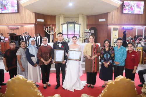 Pemberian Sertifikat Elsimil Kepada Pengantin Baru, Jumat, 8 Agustus 2025